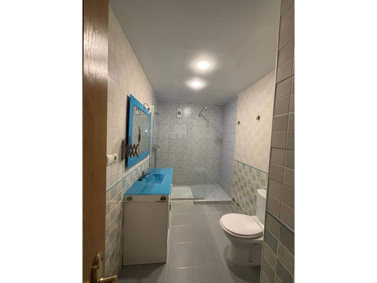 3 quarto Apartamento para arrendar em Malaga cidade - 1 400 € (Ref: 9714385)