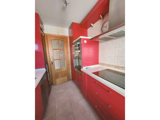 3 makuuhuone Asunto vuokrattavana paikassa Málaga kaupunki - 1 400 € (Ref: 9714385)