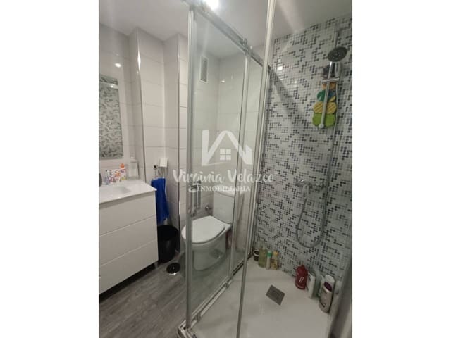 3 bedroom Flat for sale in Martiricos, Málaga city - € 320,000 (Ref: 9751692)