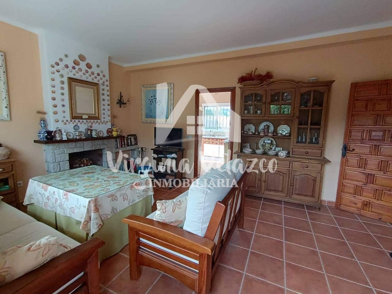 3 soveværelse Villa til leje i Velez-Malaga med garage - € 1.500 (Ref: 9755137)