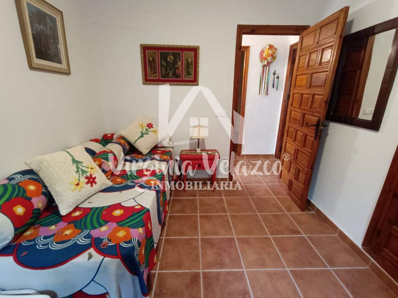 3 soveværelse Villa til leje i Velez-Malaga med garage - € 1.500 (Ref: 9755137)