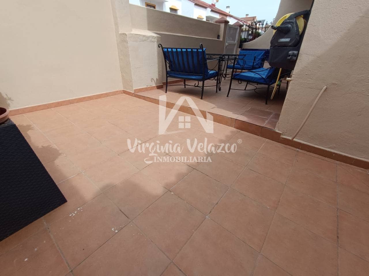 5 bedroom Terraced Villa for sale in Churriana with pool - € 505,500 (Ref: 9765102)