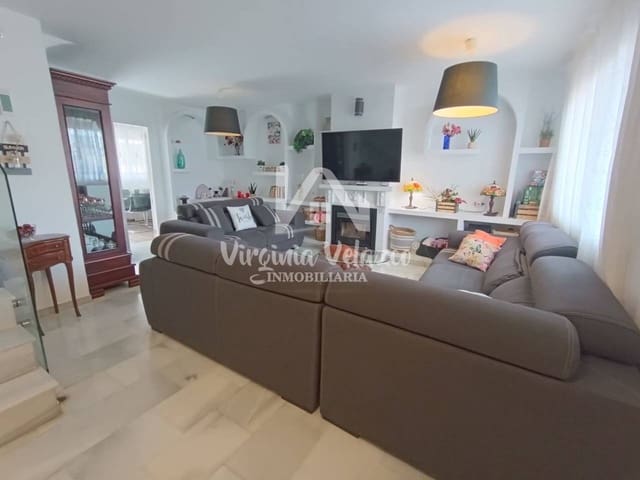 5 makuuhuone Rivitalo myytävänä paikassa Churriana, Málaga kaupunki mukana uima-altaan - 505 500 € (Ref: 9765102)