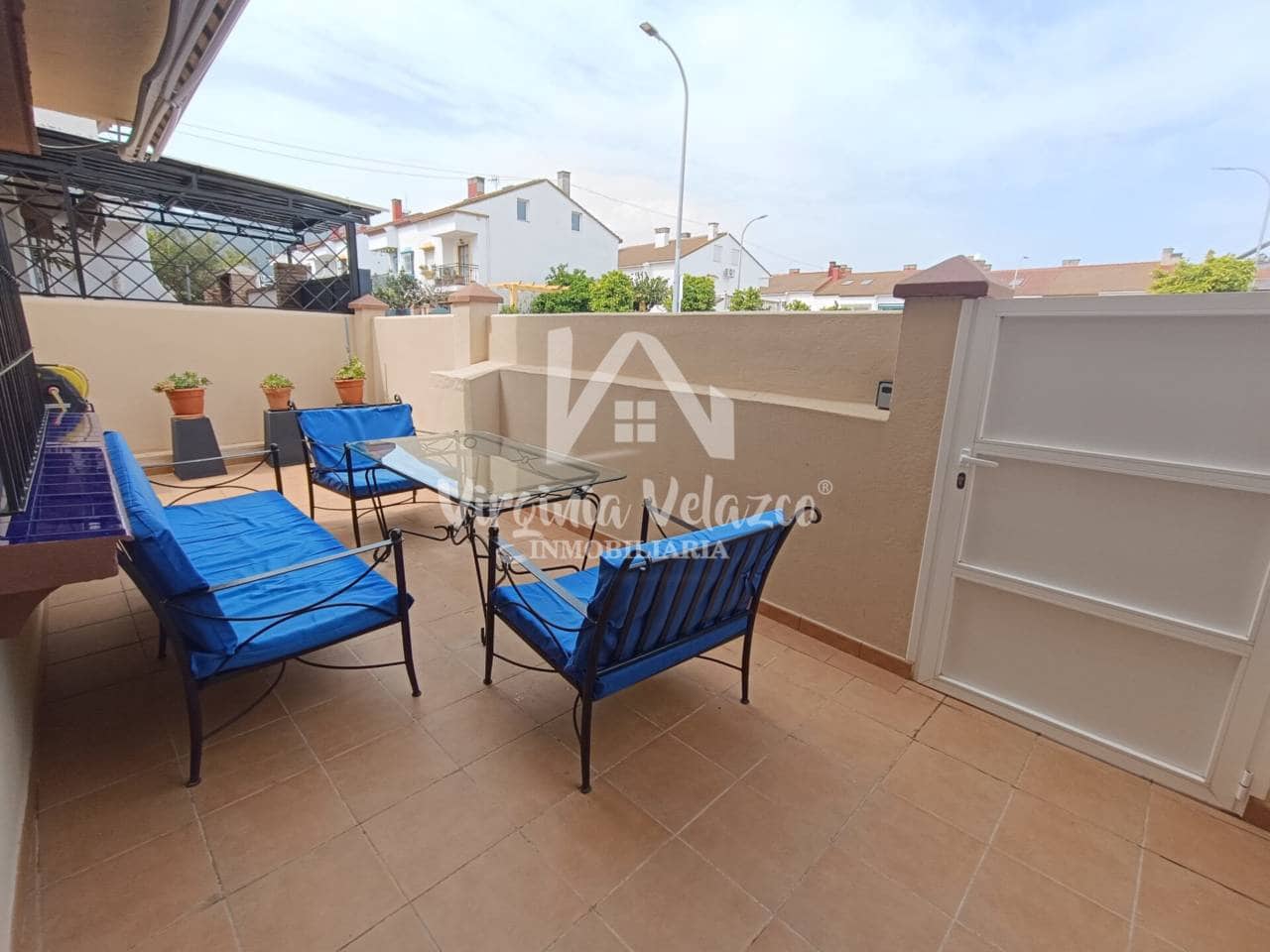 5 bedroom Terraced Villa for sale in Churriana with pool - € 505,500 (Ref: 9765102)