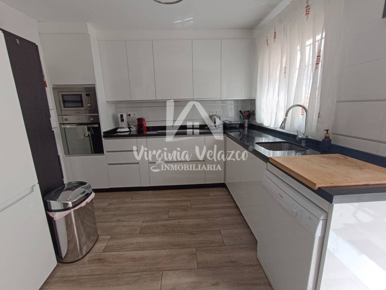 5 bedroom Terraced Villa for sale in Churriana with pool - € 505,500 (Ref: 9765102)