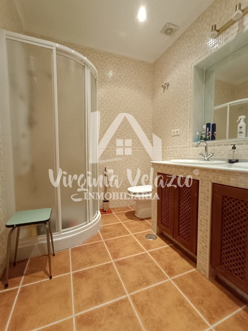 3 bedroom Villa for rent in Benajarafe with garage - € 1,500 (Ref: 9809153)