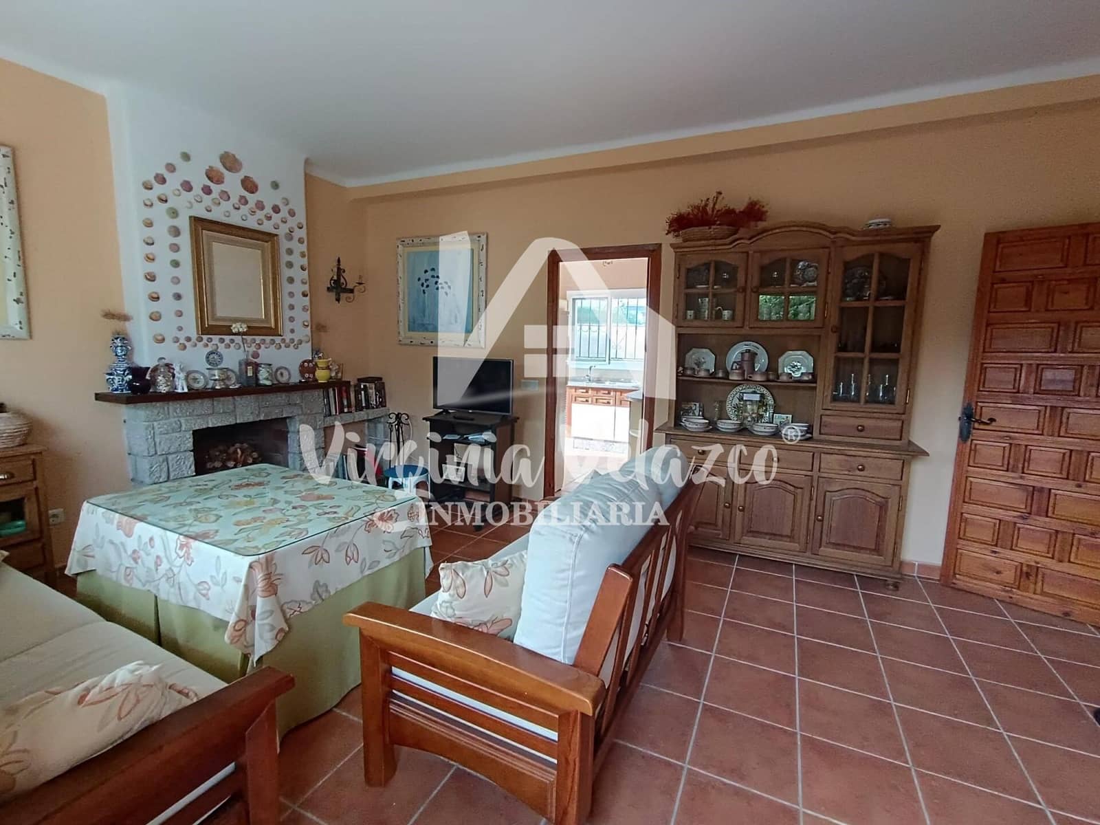 3 bedroom Villa for rent in Benajarafe with garage - € 1,500 (Ref: 9809153)
