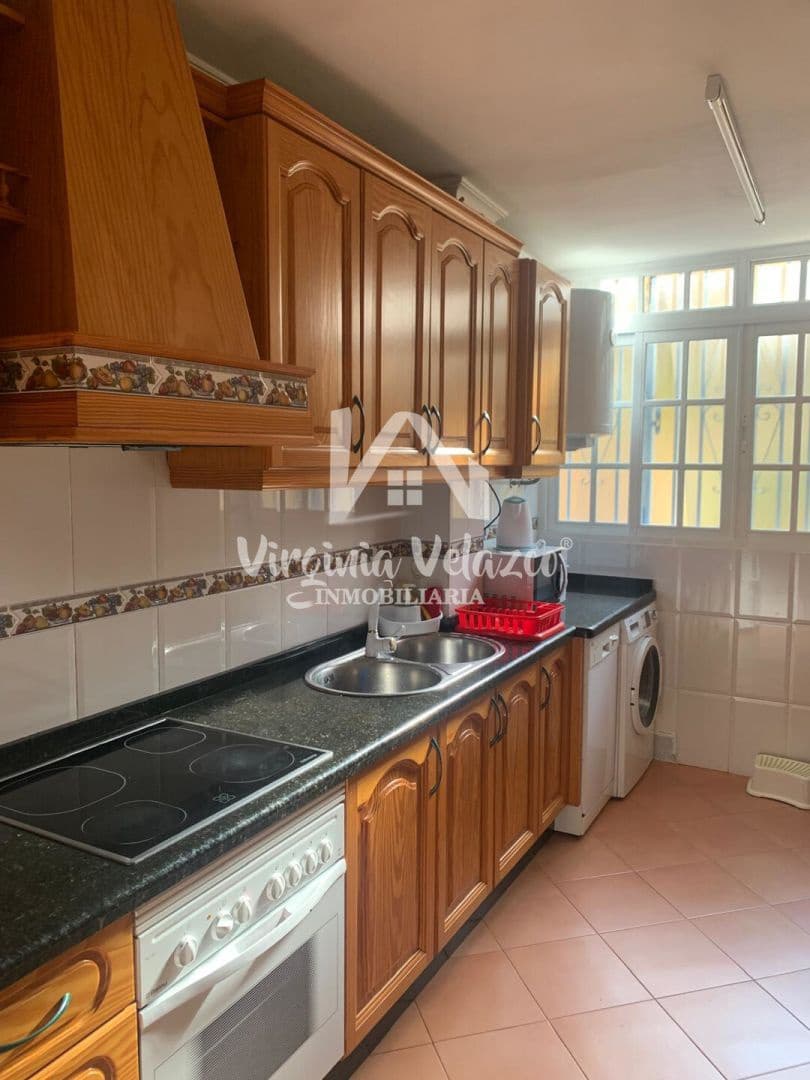 3 bedroom Flat for sale in La Cala del Moral - € 500,000 (Ref: 9809154)