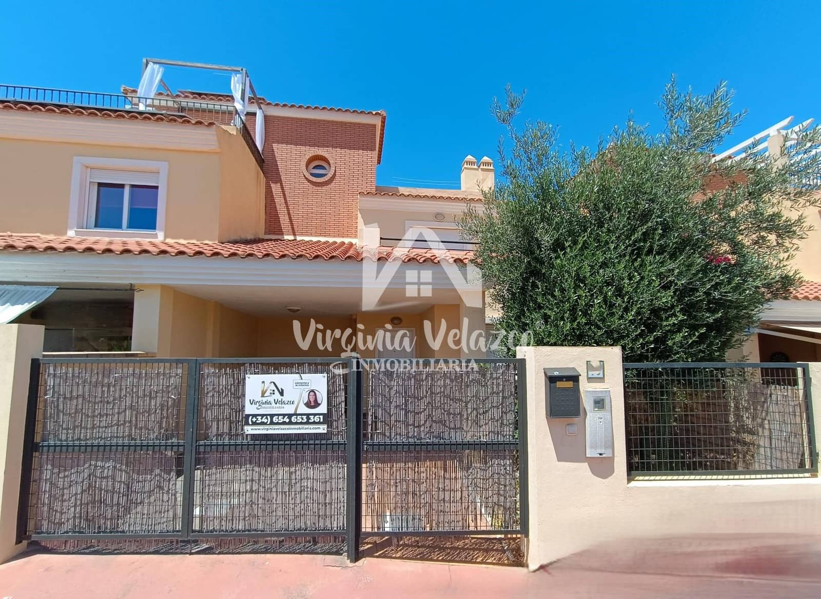4 Zimmer Reihenhaus zu verkaufen in Rincon de la Victoria - 450.000 € (Ref: 9809155)