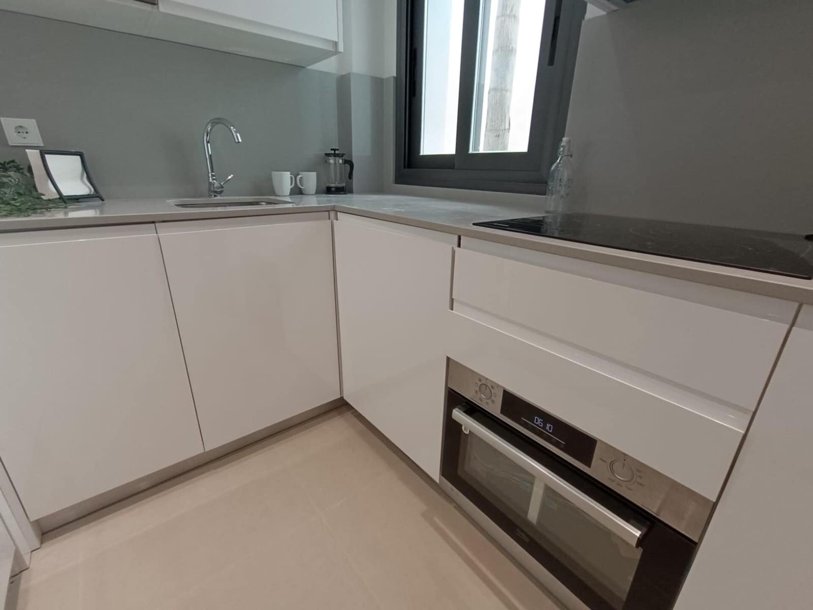 2 bedroom Flat for sale in Valle Niza with garage - € 341,000 (Ref: 9809156)