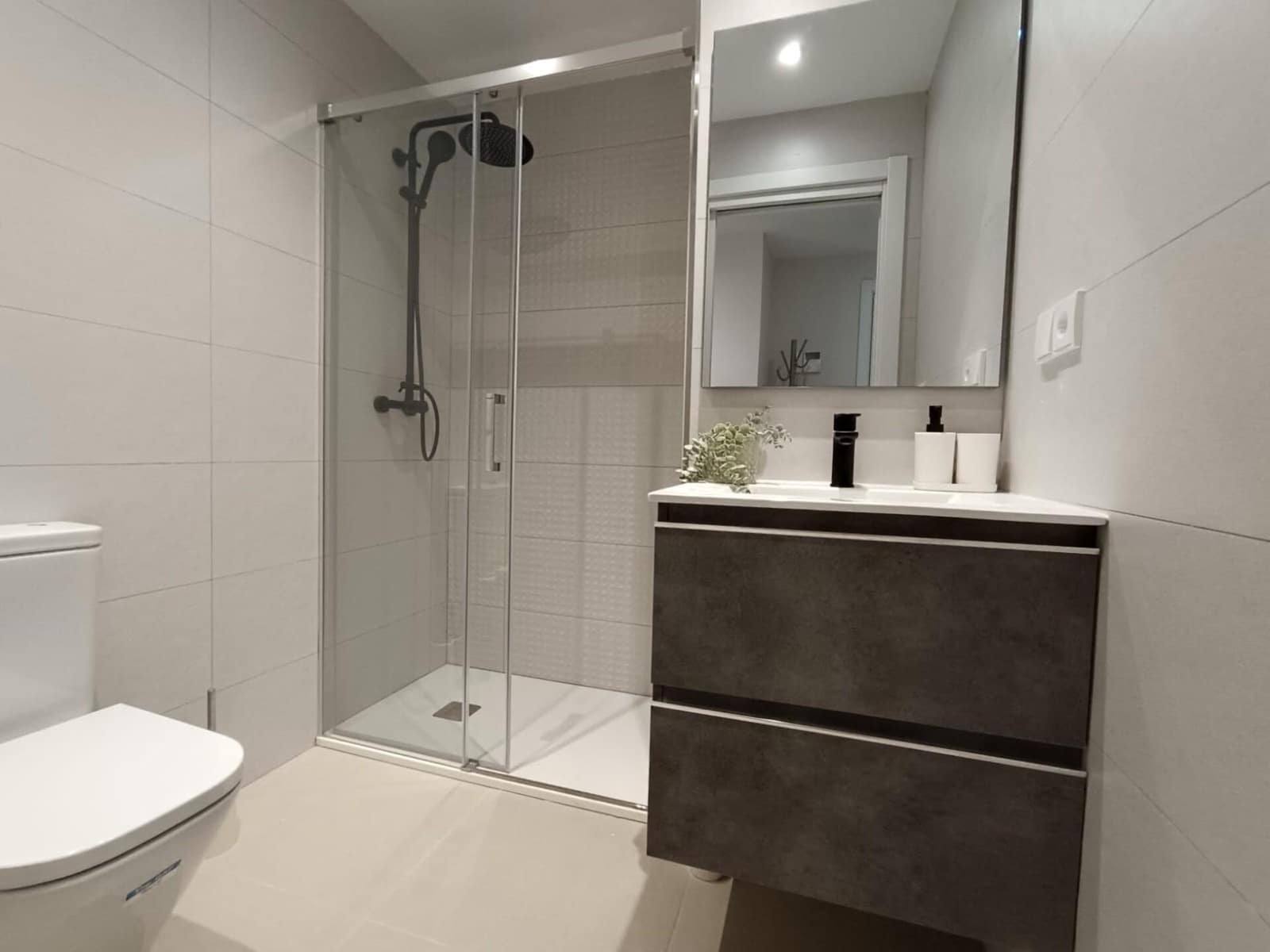 2 bedroom Flat for sale in Valle Niza with garage - € 341,000 (Ref: 9809156)