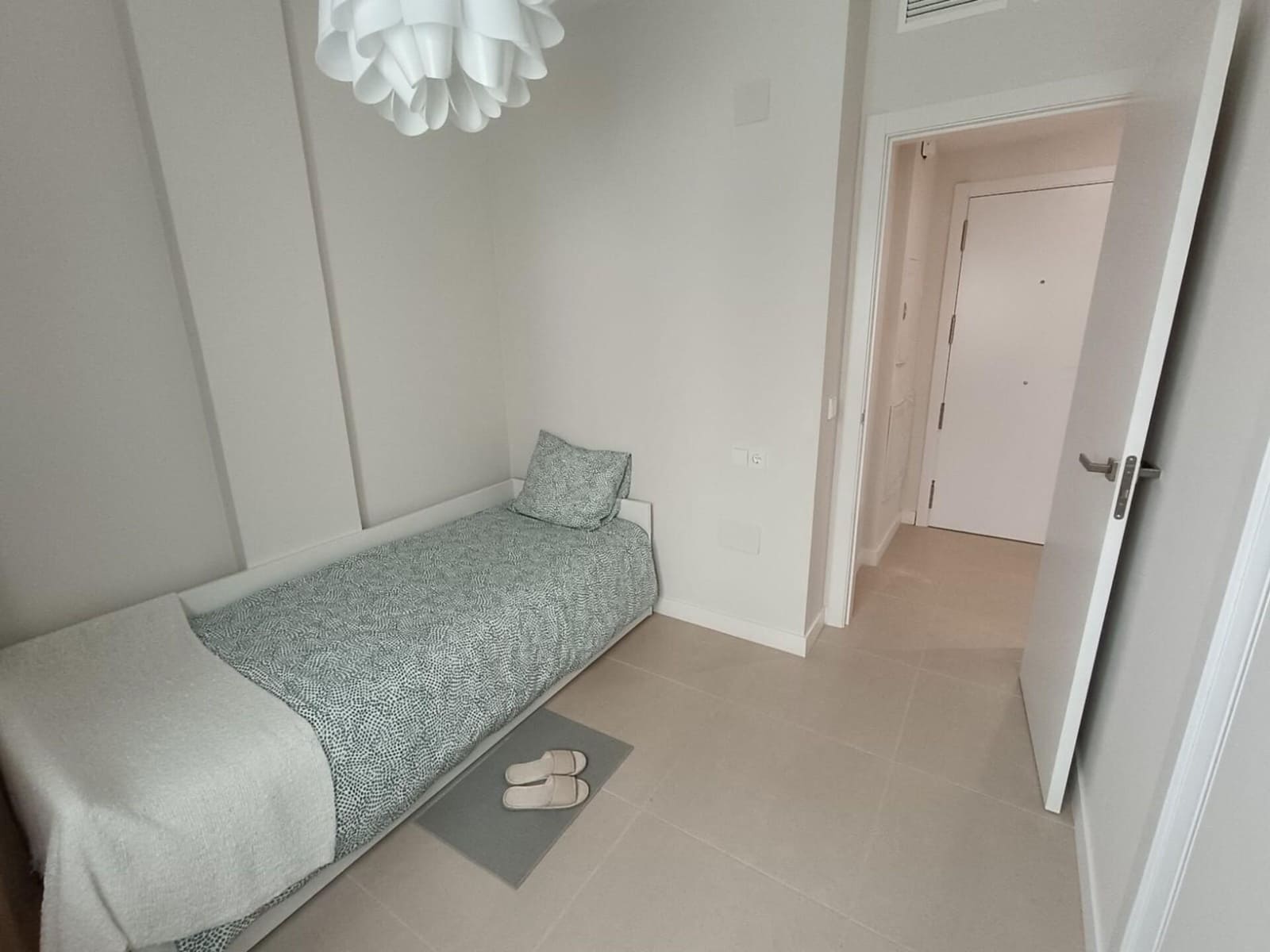 2 bedroom Flat for sale in Valle Niza with garage - € 341,000 (Ref: 9809156)