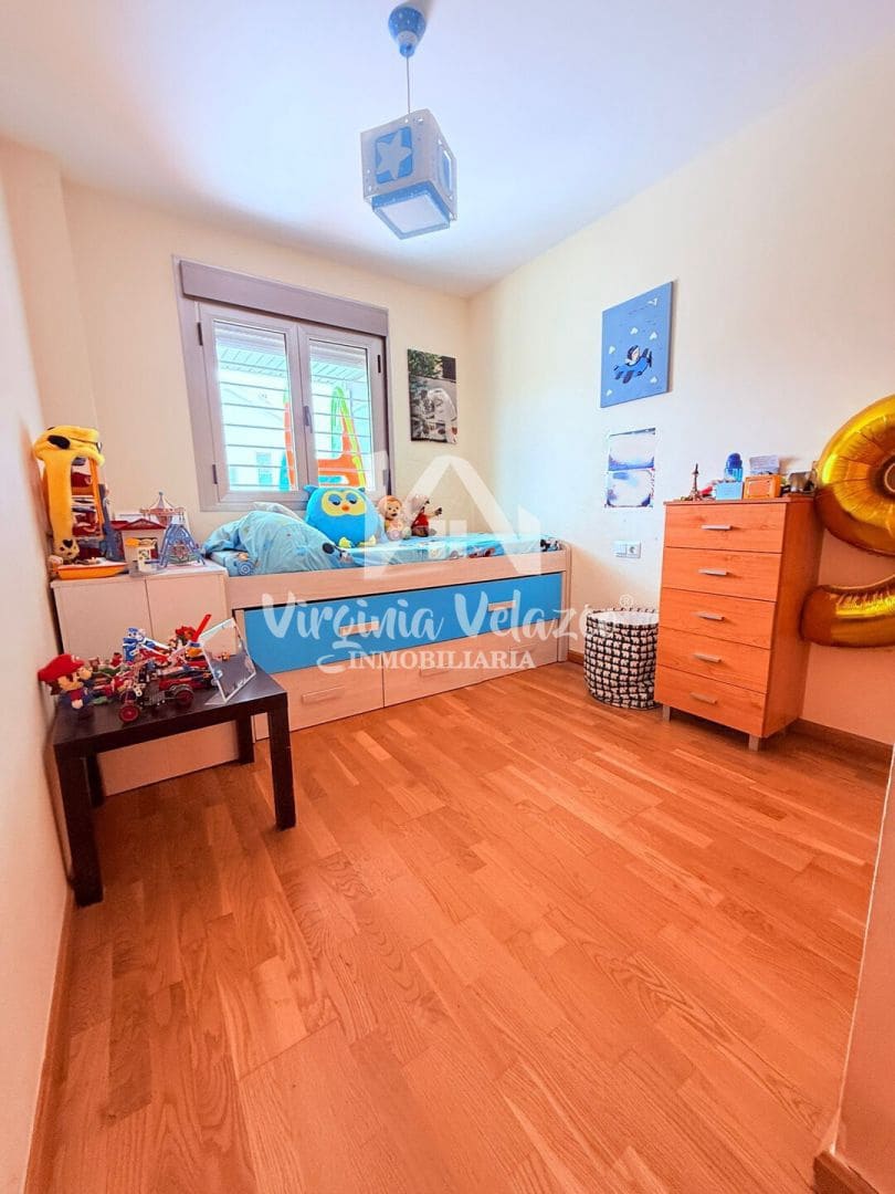 3 bedroom Flat for sale in La Cala del Moral with garage - € 395,000 (Ref: 9809160)