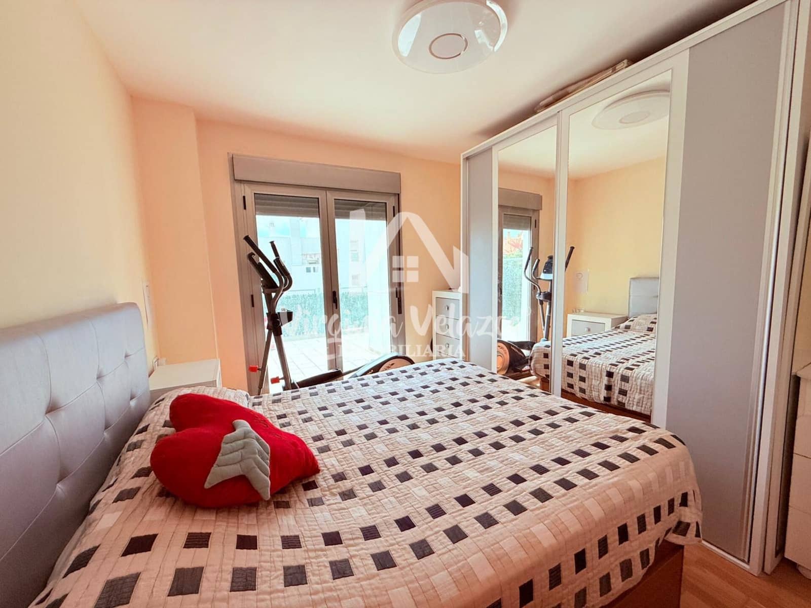 3 bedroom Flat for sale in La Cala del Moral with garage - € 395,000 (Ref: 9809160)