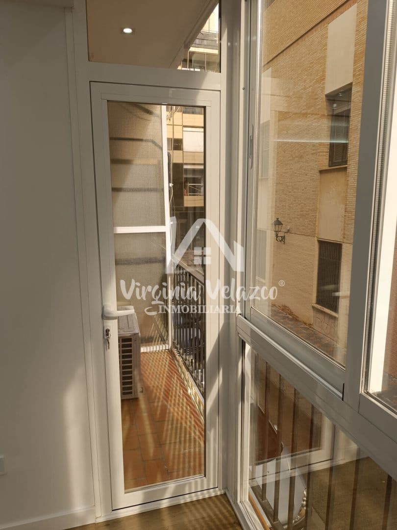 Piso de 3 habitaciones en Fuengirola en venta - 299.000 € (Ref: 9809161)