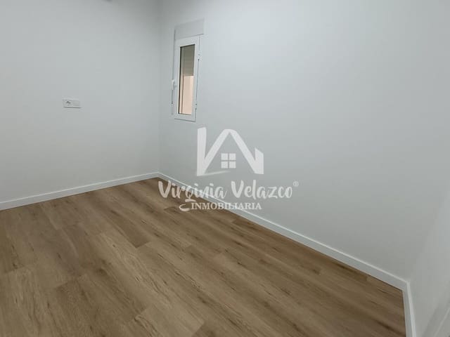 3 bedroom Flat for sale in Fuengirola - € 299,000 (Ref: 9809161)