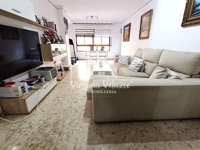 3 bedroom Flat for sale in El Palo, Málaga city - € 360,000 (Ref: 9809162)