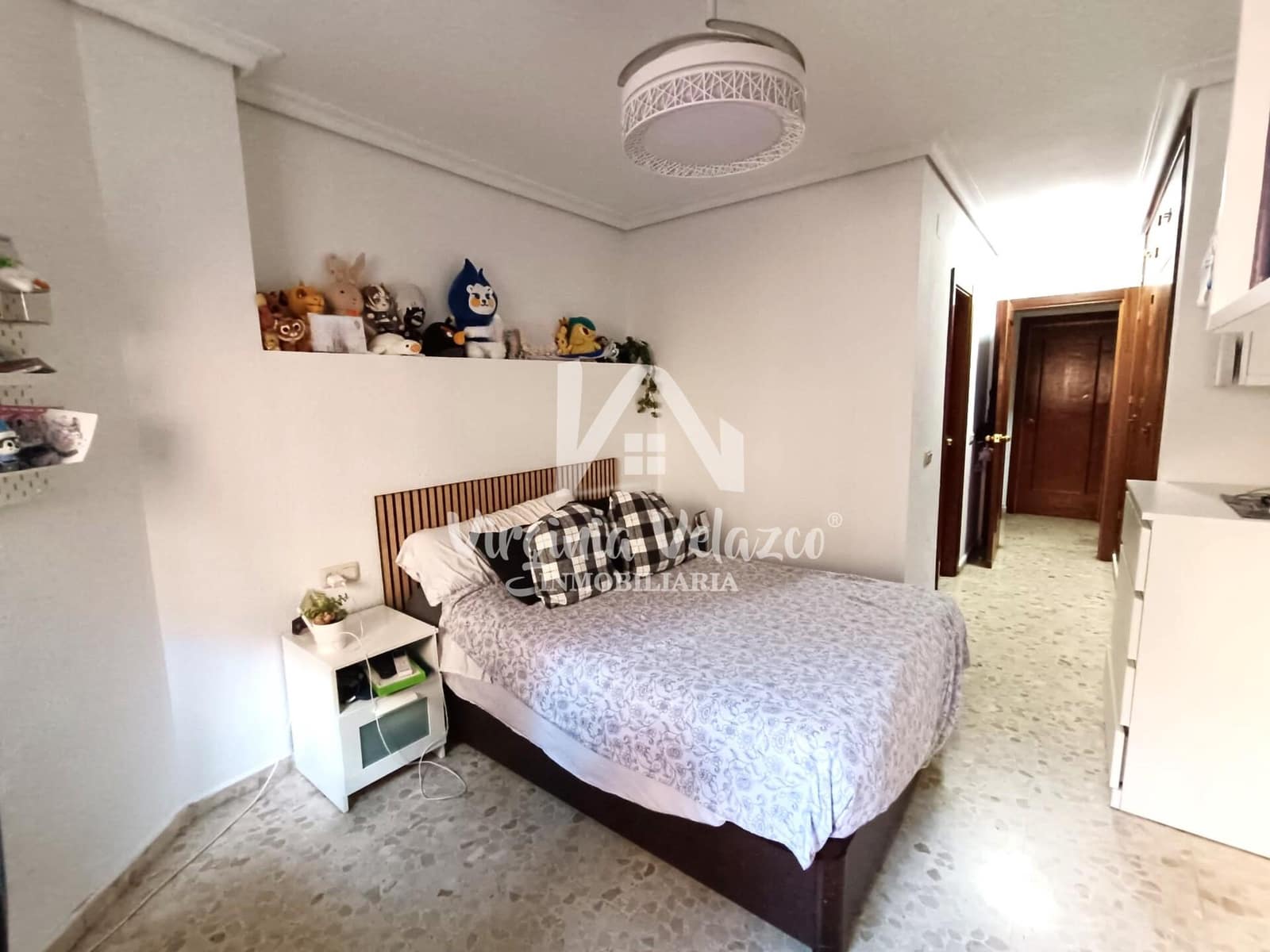 3 bedroom Flat for sale in Malaga city - € 360,000 (Ref: 9809162)