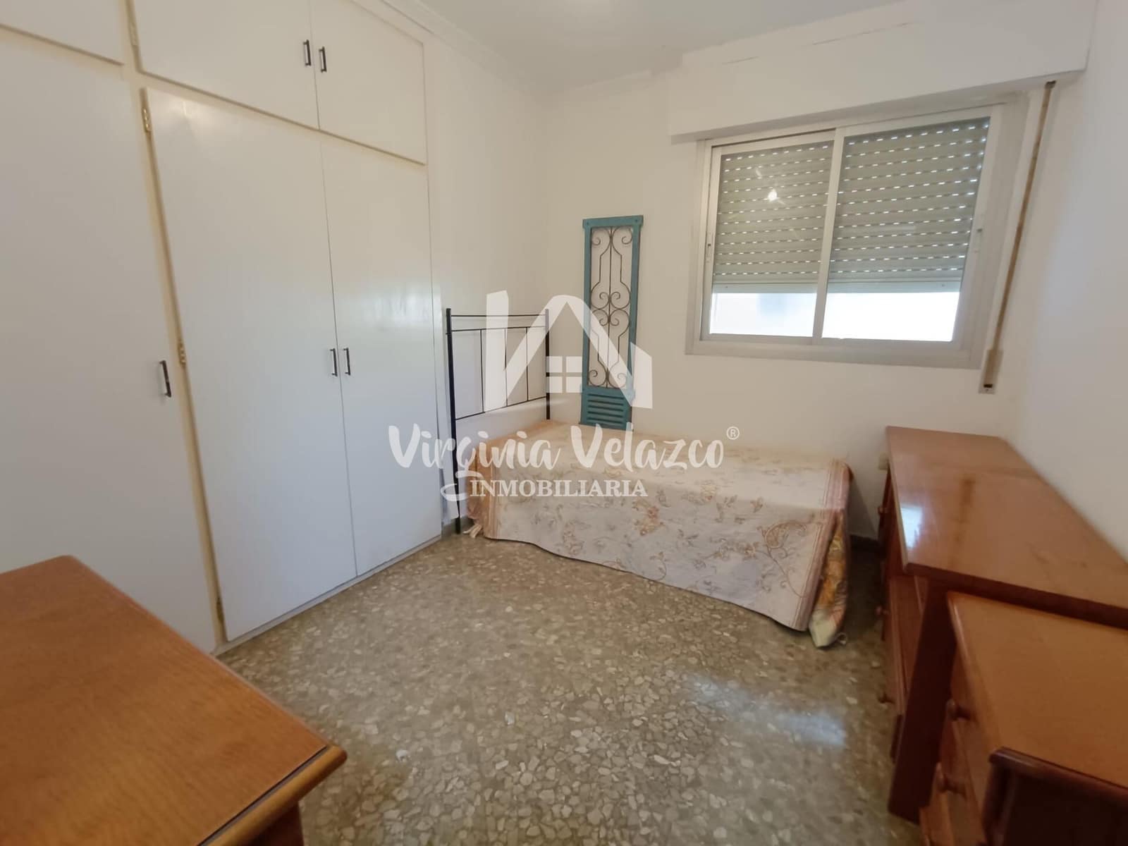 4 bedroom Flat for sale in Malaga city with garage - € 380,000 (Ref: 9813311)