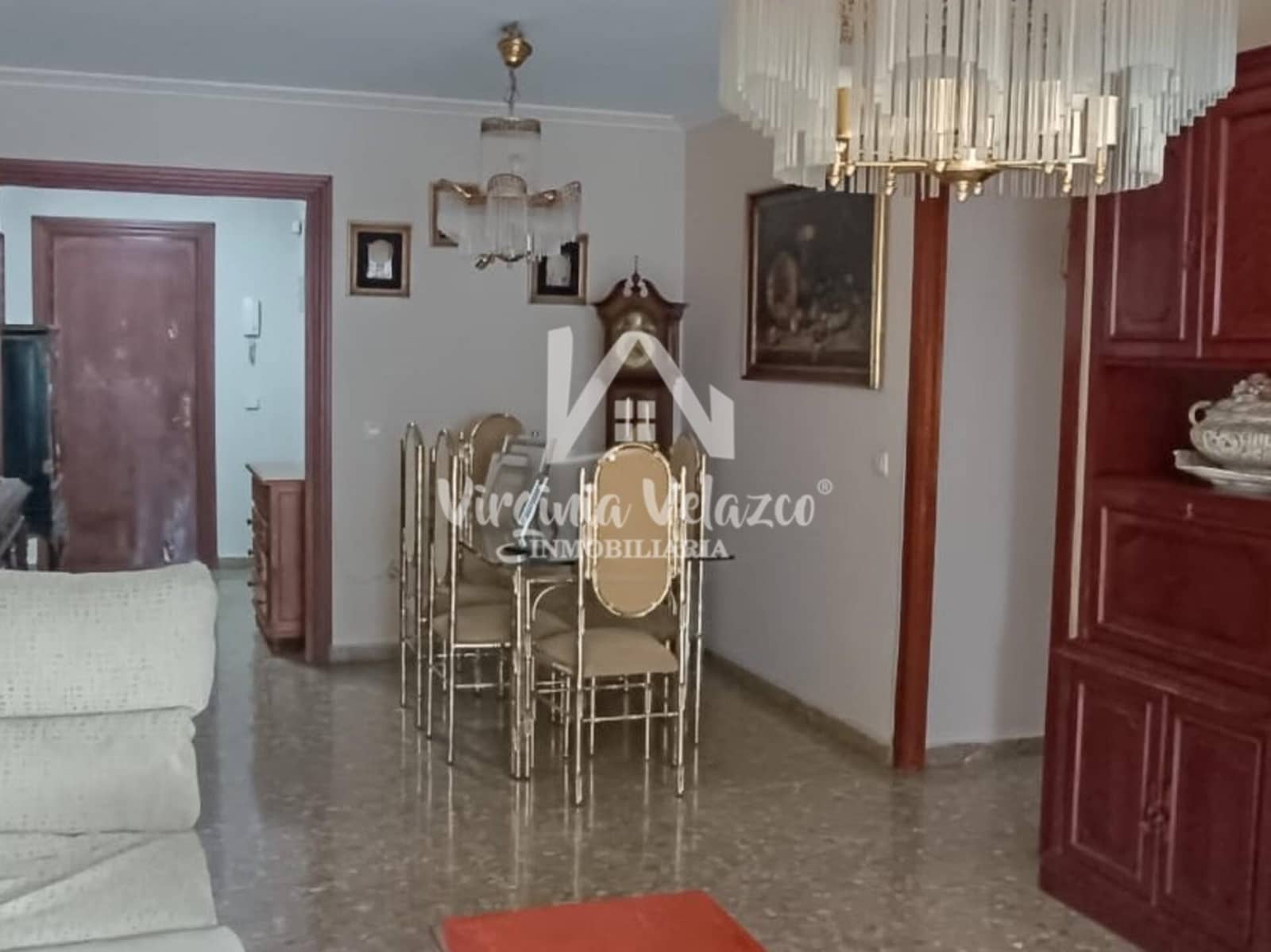 4 bedroom Flat for sale in Malaga city with garage - € 380,000 (Ref: 9813311)