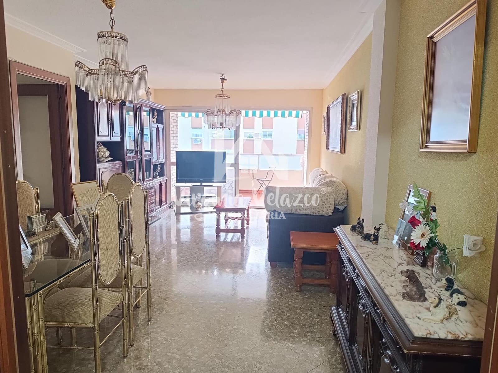 4 bedroom Flat for sale in Malaga city with garage - € 380,000 (Ref: 9813311)
