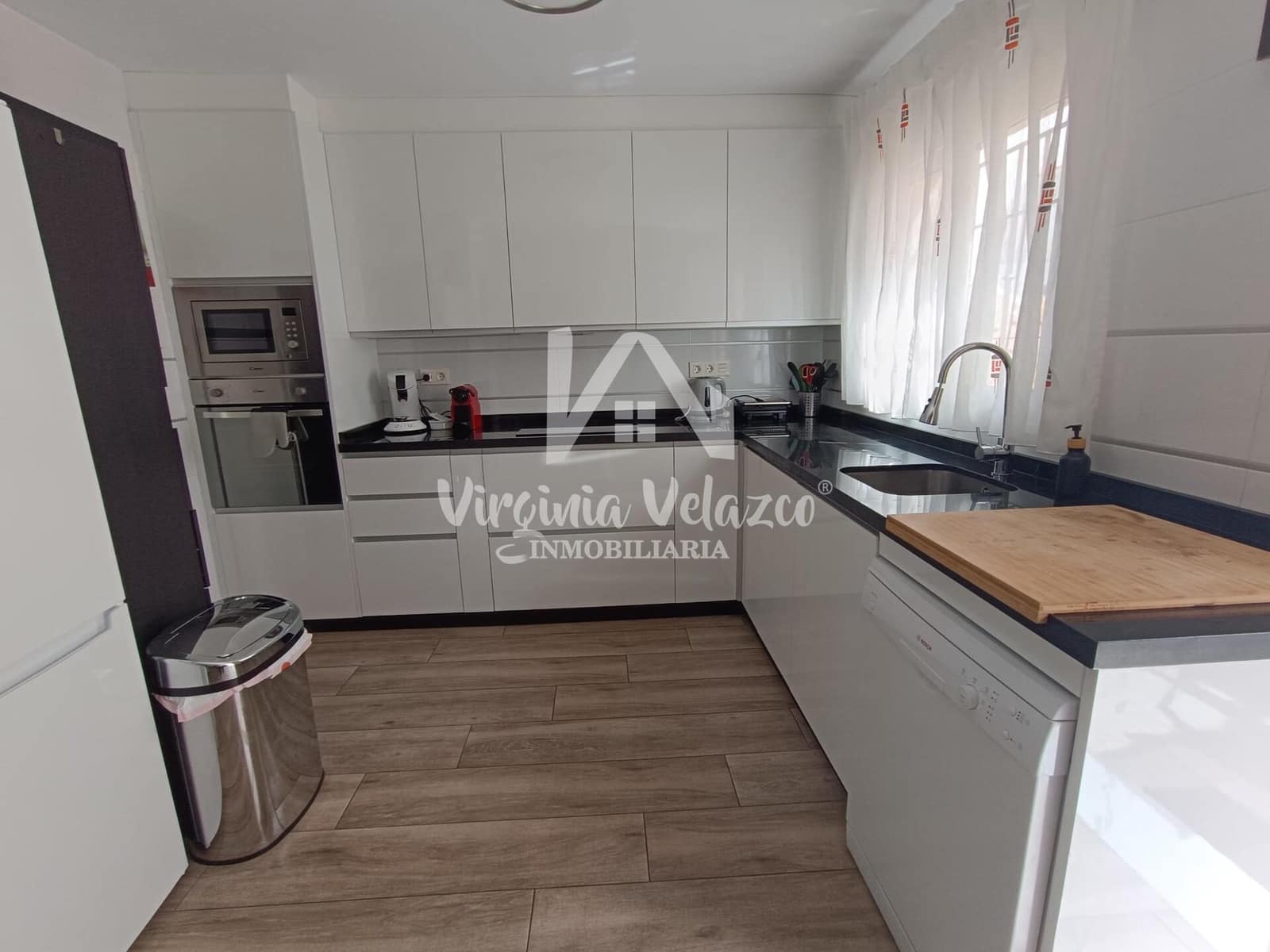 5 soverom Hus til salgs i Malaga by - € 505 500 (Ref: 9813313)