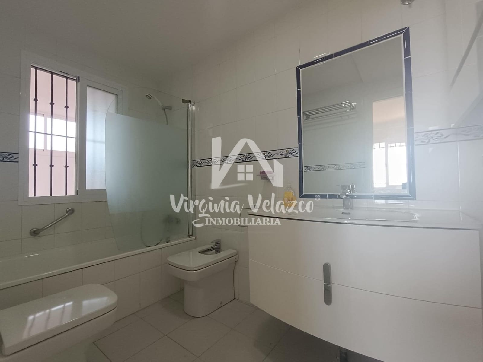 3 Zimmer Apartment zu verkaufen in Rincon de la Victoria mit Garage - 420.000 € (Ref: 9813315)