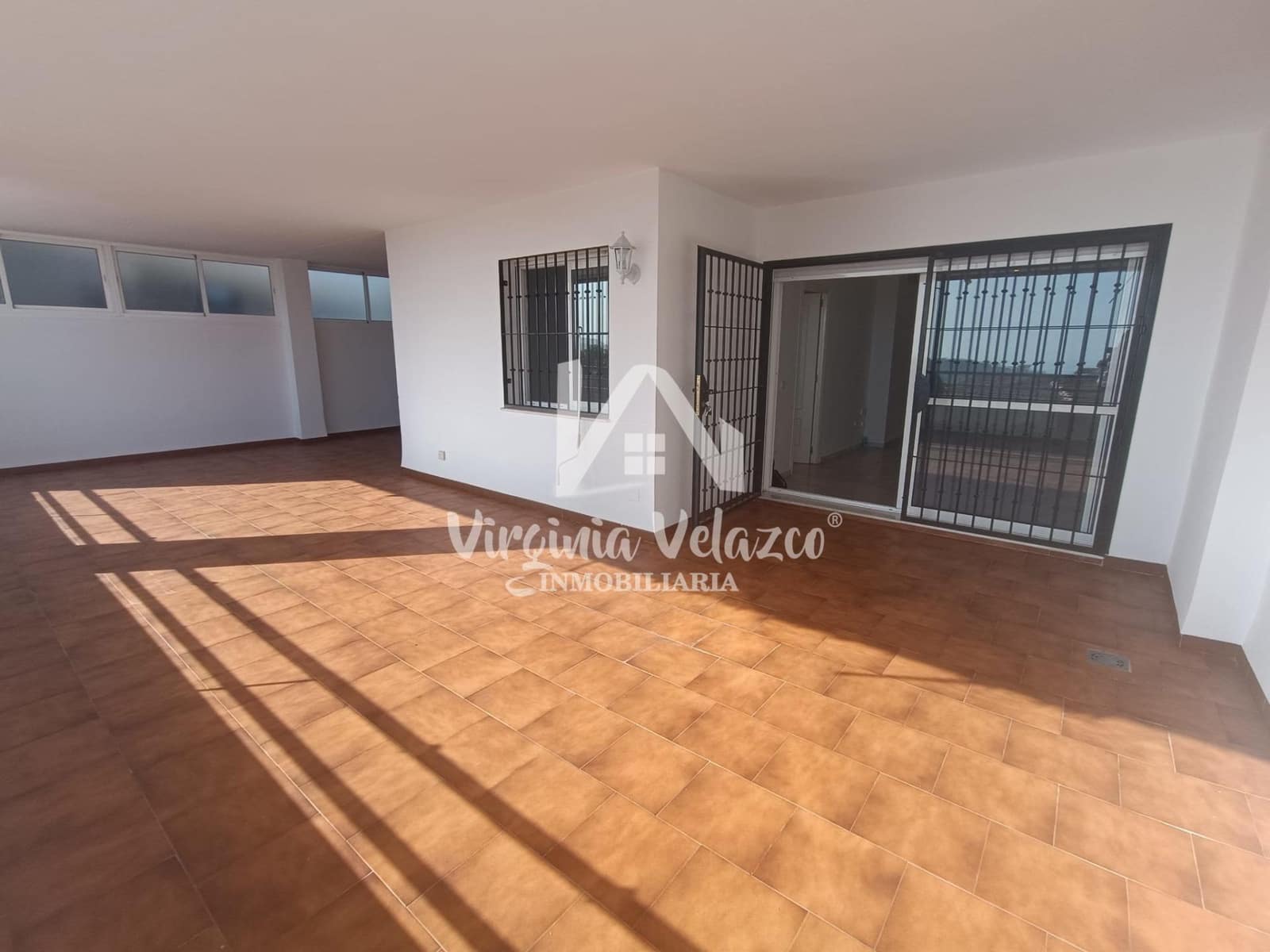 3 Zimmer Apartment zu verkaufen in Rincon de la Victoria mit Garage - 420.000 € (Ref: 9813315)