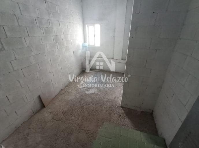 Apartamento de 1 habitación en Benagalbon en venta con garaje - 260.000 € (Ref: 9826655)