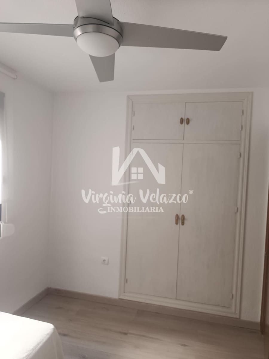 3 bedroom Flat for rent in Rincon de la Victoria with garage - € 1,300 (Ref: 9833620)