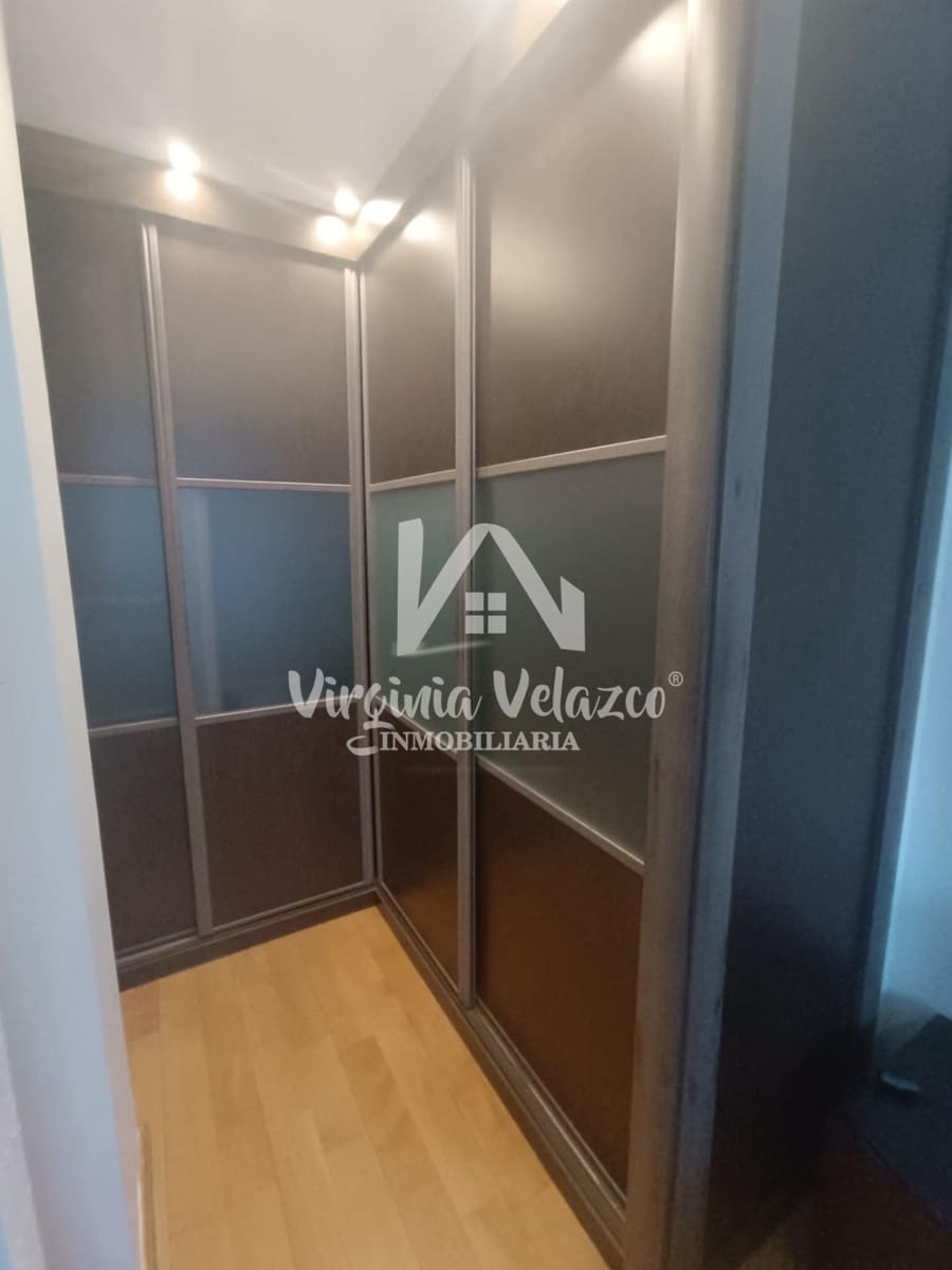 3 bedroom Flat for rent in Rincon de la Victoria with garage - € 1,300 (Ref: 9833620)