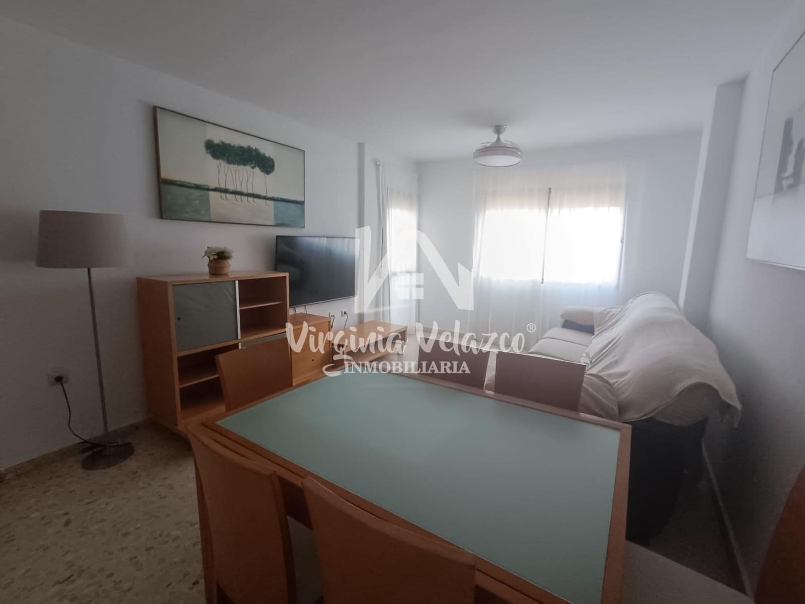 3 bedroom Flat for rent in Rincon de la Victoria with garage - € 1,300 (Ref: 9833620)
