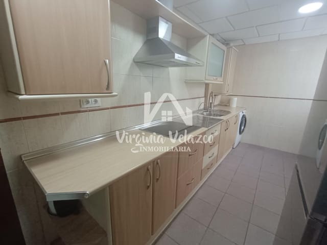 3 makuuhuone Asunto vuokrattavana paikassa Rincón de la Victoria mukana 
autotalli - 1 300 € (Ref: 9833620)