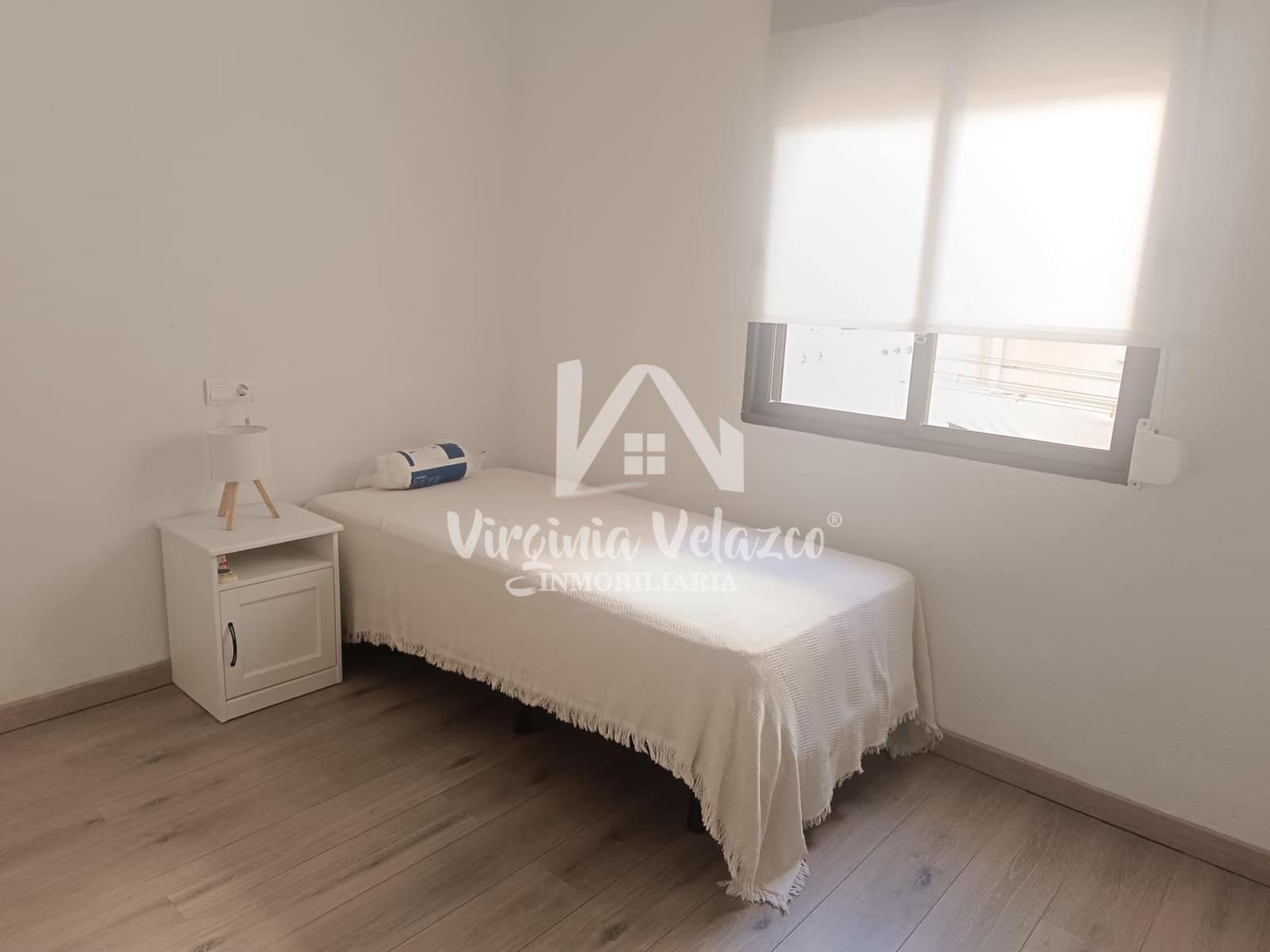 3 bedroom Flat for rent in Rincon de la Victoria with garage - € 1,300 (Ref: 9833620)