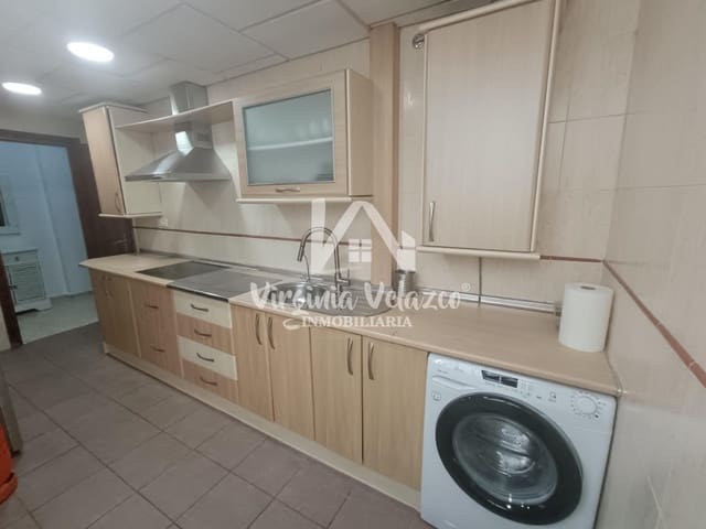 3 makuuhuone Asunto vuokrattavana paikassa Rincón de la Victoria mukana 
autotalli - 1 300 € (Ref: 9833620)