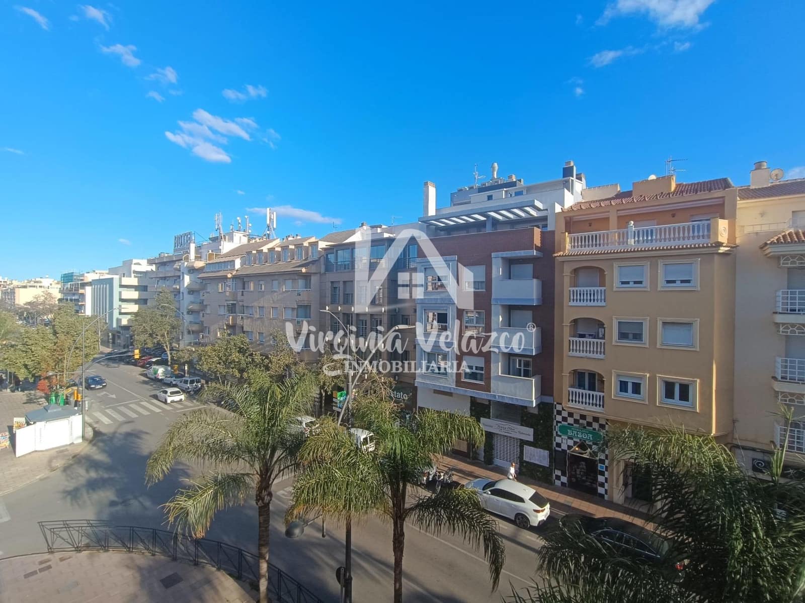 3 bedroom Flat for rent in Rincon de la Victoria with garage - € 1,300 (Ref: 9833620)
