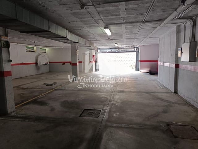Garaje en Rincón de la Victoria en venta - 20.000 € (Ref: 9833621)