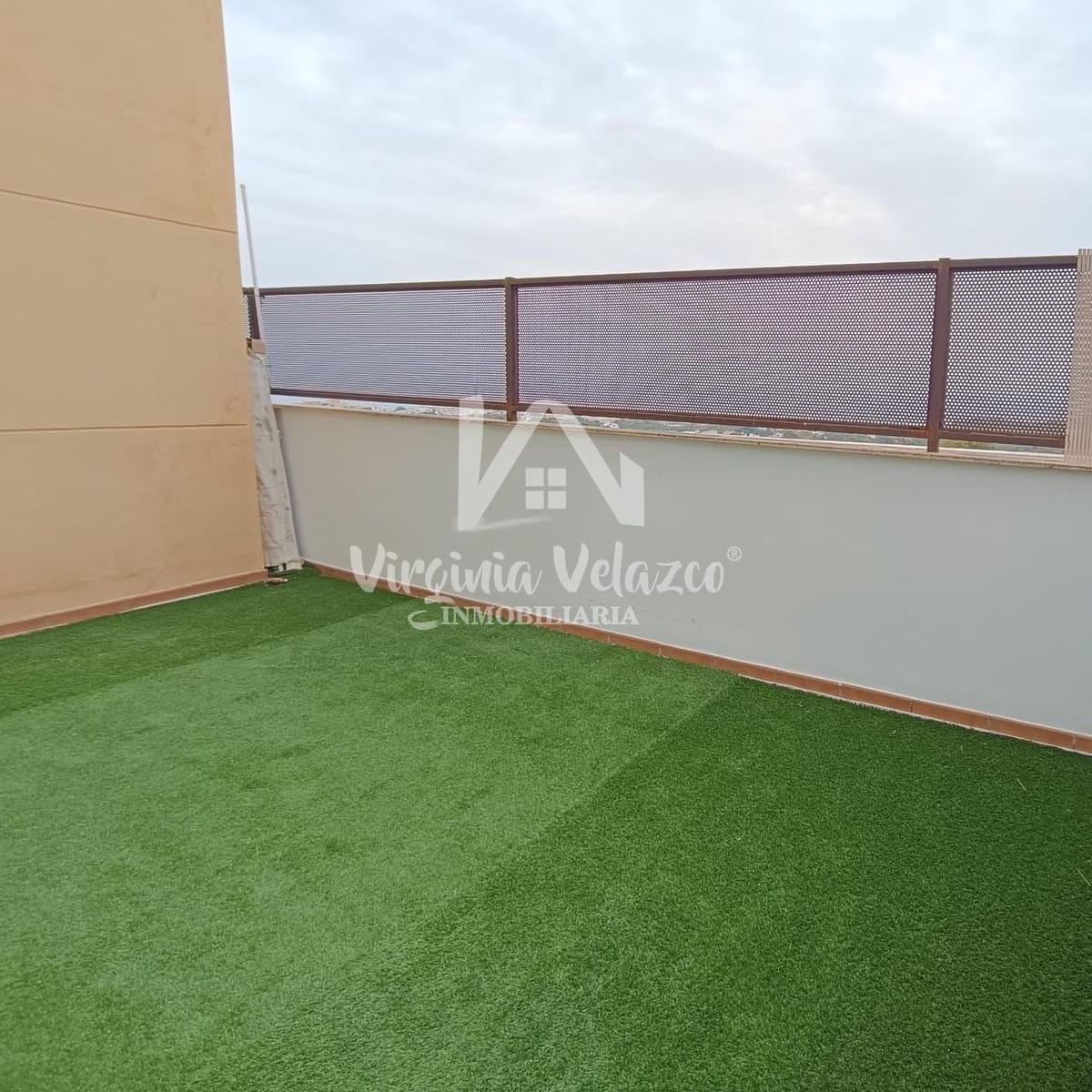 Apartamento de 3 habitaciones en Rincón de la Victoria en venta con garaje - 300.000 € (Ref: 9833622)