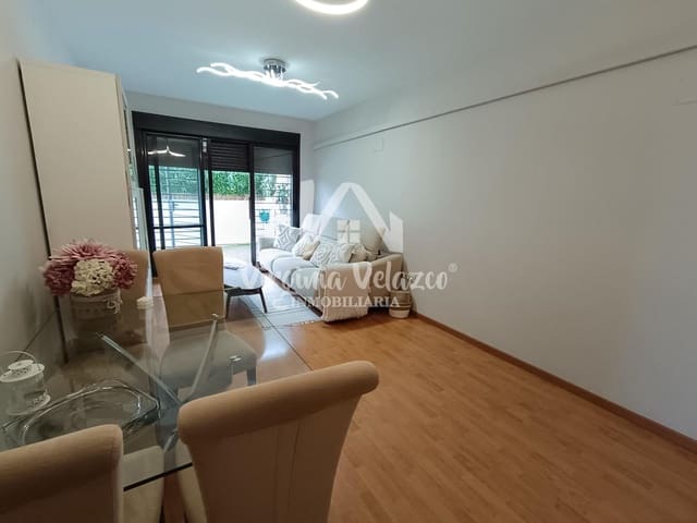 Apartamento de 3 habitaciones en Rincón de la Victoria en venta con garaje - 300.000 € (Ref: 9833622)