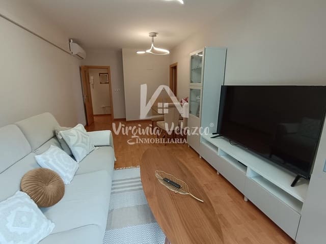 Apartamento de 3 habitaciones en Rincón de la Victoria en venta con garaje - 300.000 € (Ref: 9833622)
