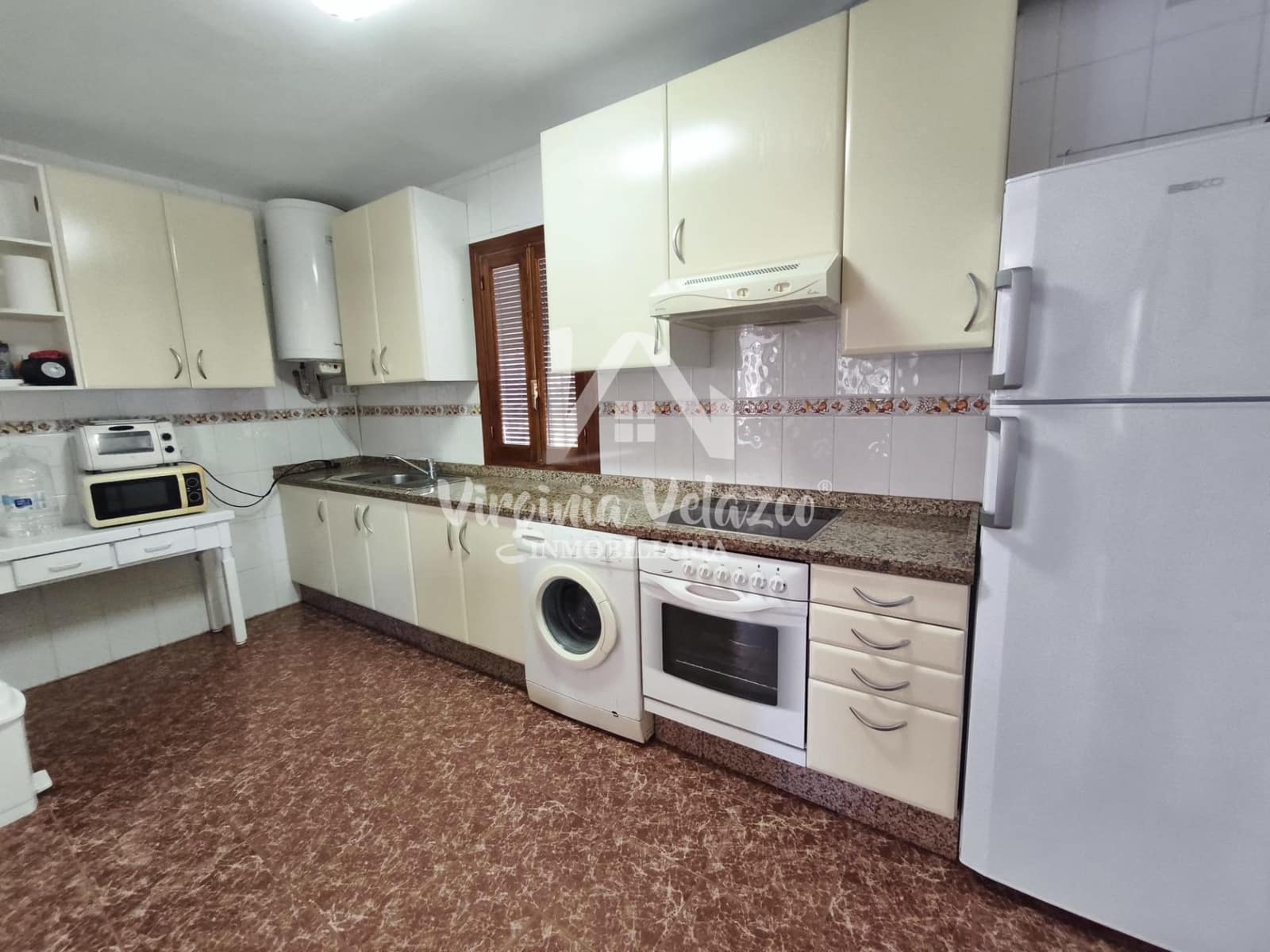 3 bedroom Finca/Country House for sale in Moclinejo - € 425,000 (Ref: 9876377)
