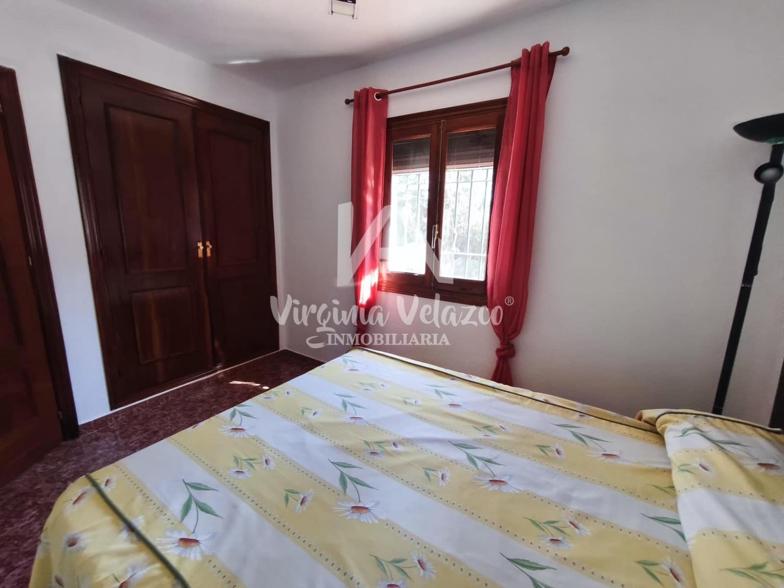 3 bedroom Finca/Country House for sale in Moclinejo - € 425,000 (Ref: 9876377)