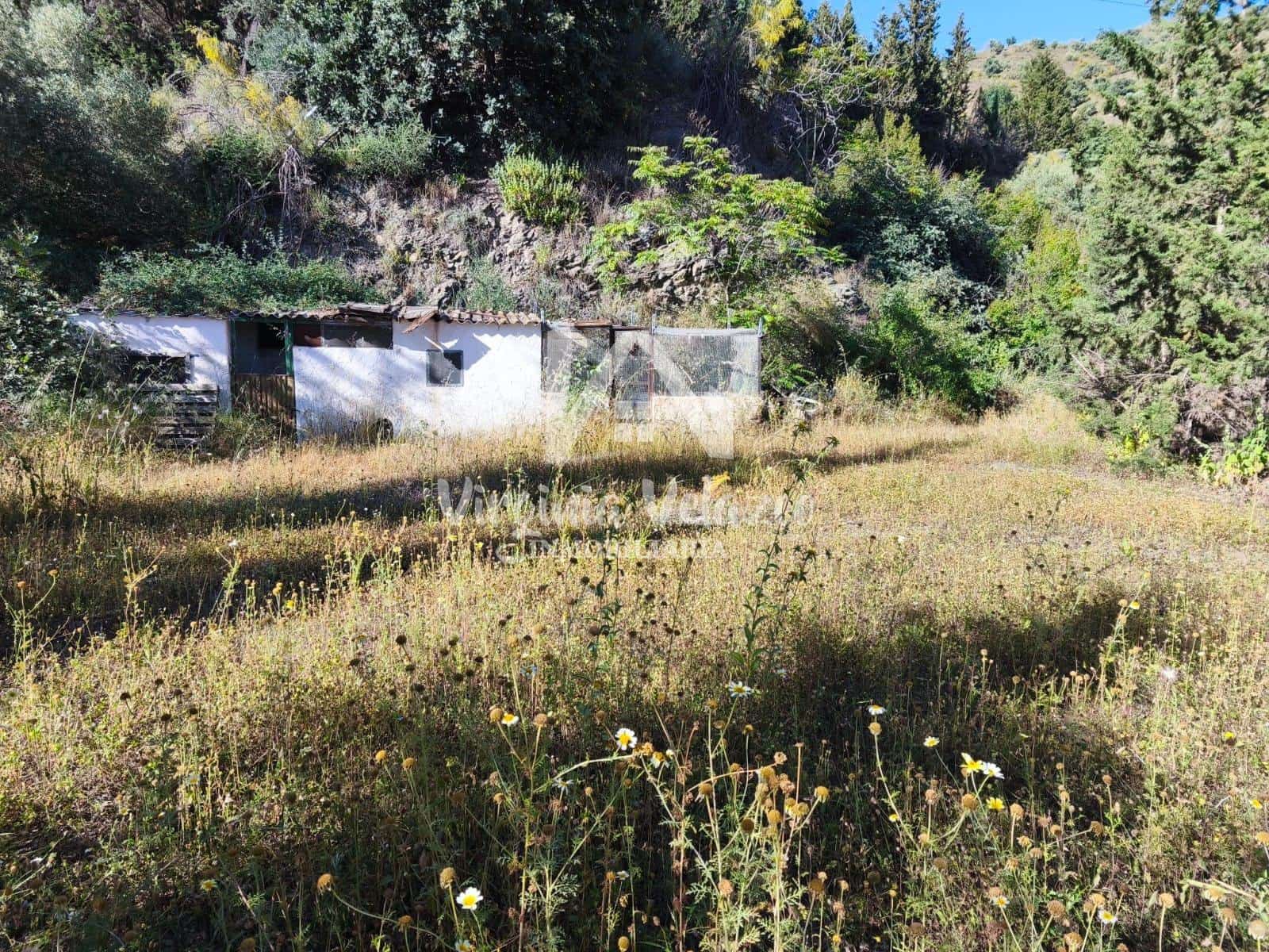3 bedroom Finca/Country House for sale in Moclinejo - € 425,000 (Ref: 9876377)