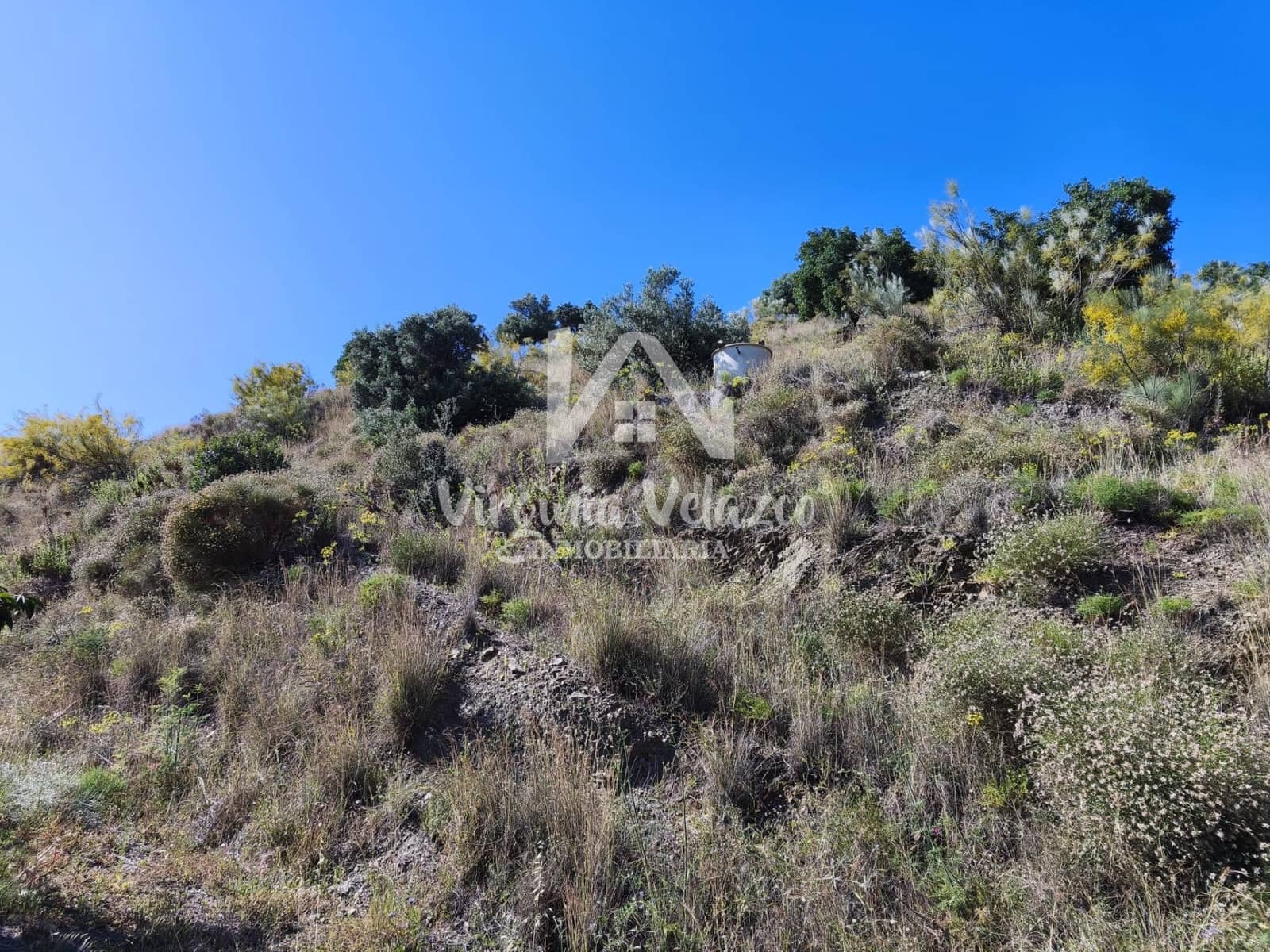 3 bedroom Finca/Country House for sale in Moclinejo - € 425,000 (Ref: 9876377)