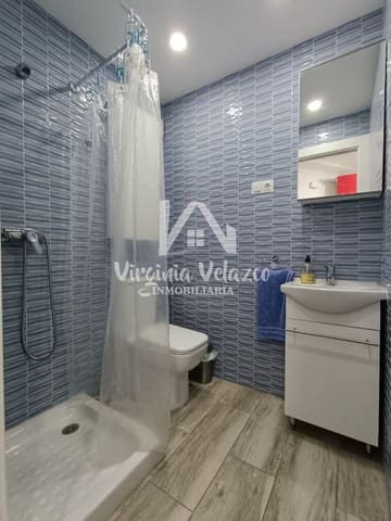 1 soveværelse Lejlighed til leje i La Cala del Moral, Rincón de la Victoria med swimmingpool - € 750 (Ref: 9957954)