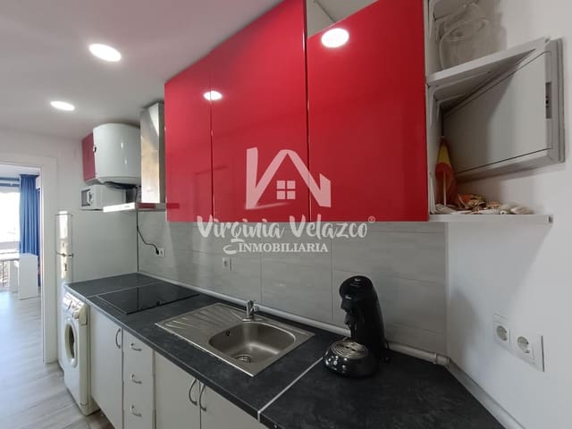 1 soveværelse Lejlighed til leje i La Cala del Moral, Rincón de la Victoria med swimmingpool - € 750 (Ref: 9957954)