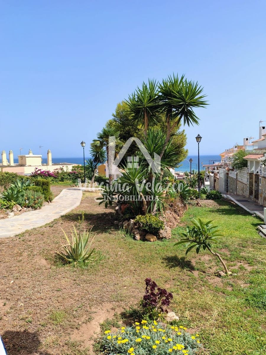 3 bedroom Terraced Villa for sale in Rincon de la Victoria with pool garage - € 570,000 (Ref: 9977302)