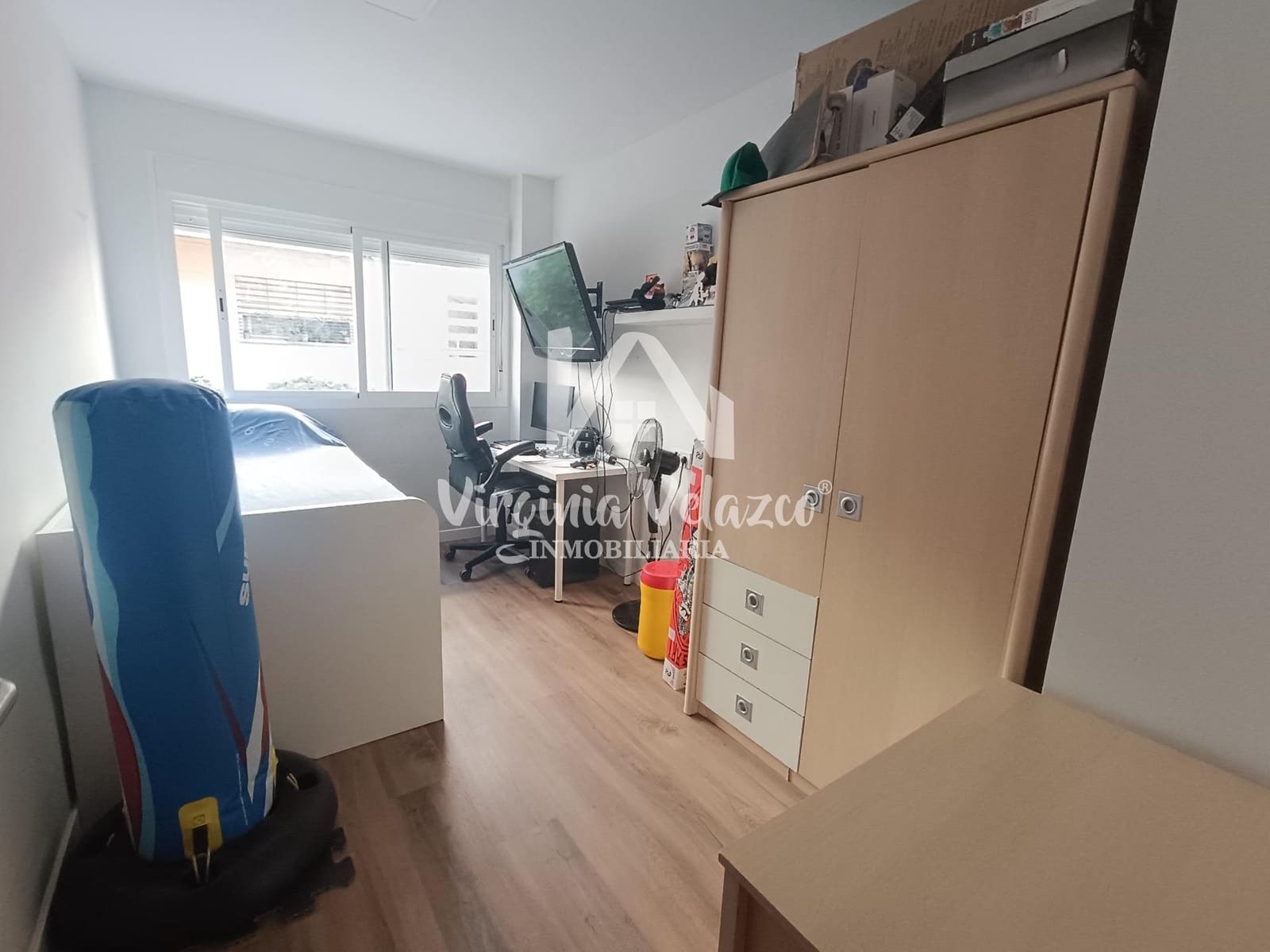 3 bedroom Flat for sale in Rincon de la Victoria with garage - € 260,000 (Ref: 9997111)
