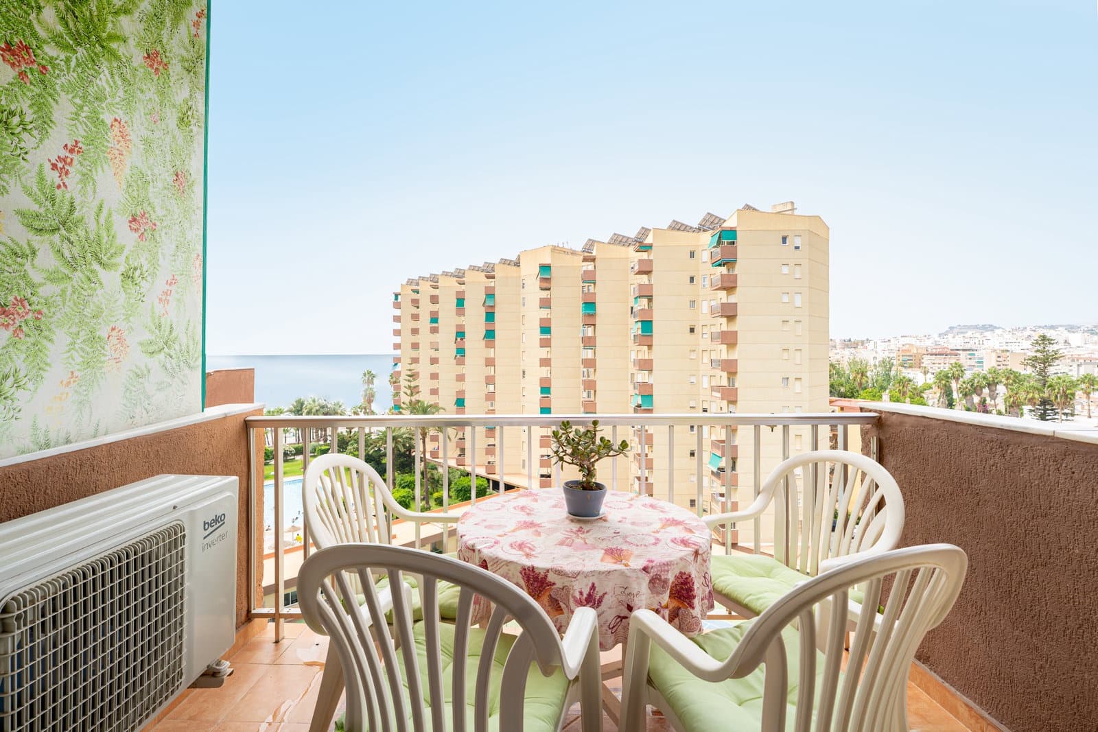 2 quarto Apartamento para arrendar em Almunecar com piscina garagem - 815 € (Ref: 10091546)