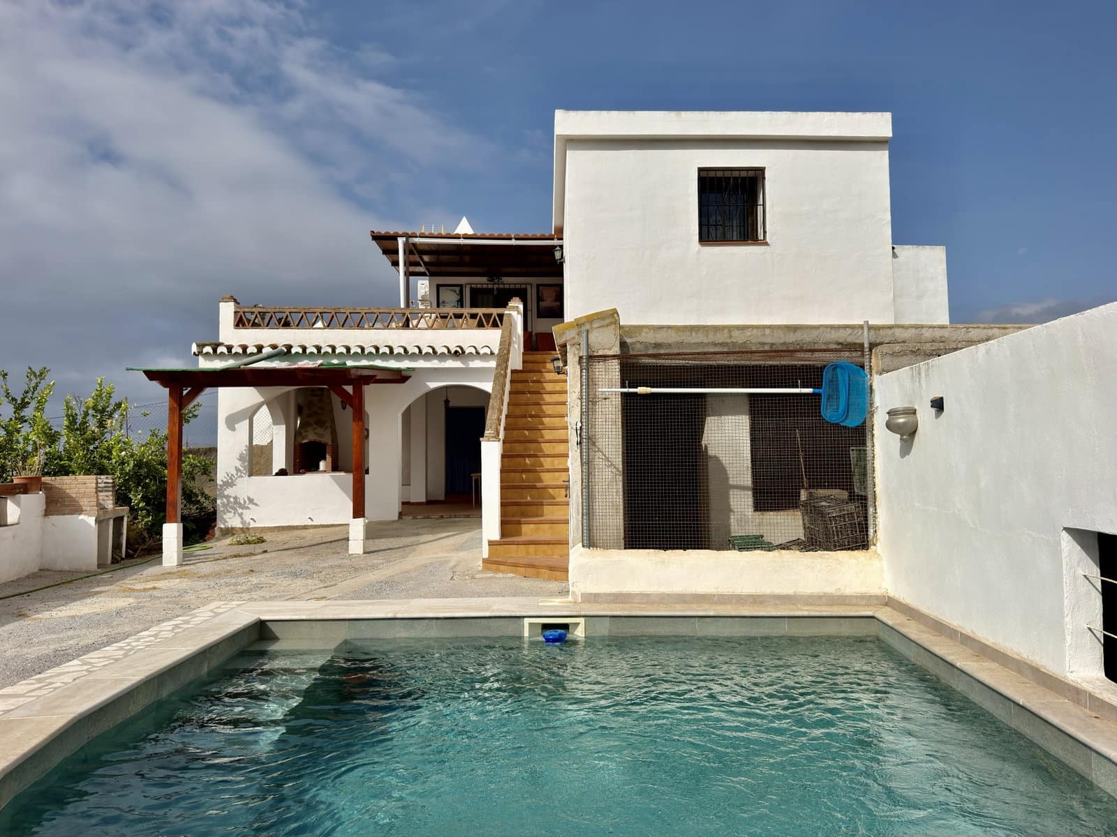 2 slaapkamer Finca/Landhuis te huur in Almunecar met zwembad garage - € 600 (Ref: 10091547)